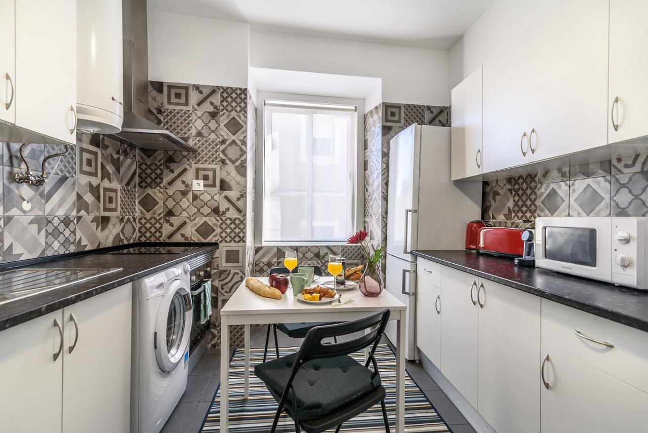 Cozy Flat At Alcantara Appartamento Lisbona Esterno foto